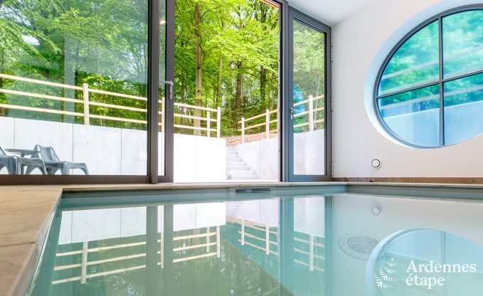 Geräumige Luxusvilla in Spa für 15 Personen mit 5 Schlafzimmern, Sauna, Außenpool und privatem Garten