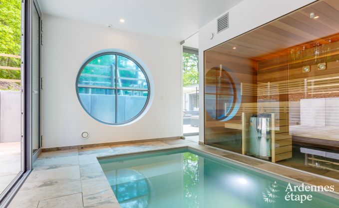 Geräumige Luxusvilla in Spa für 15 Personen mit 5 Schlafzimmern, Sauna, Außenpool und privatem Garten