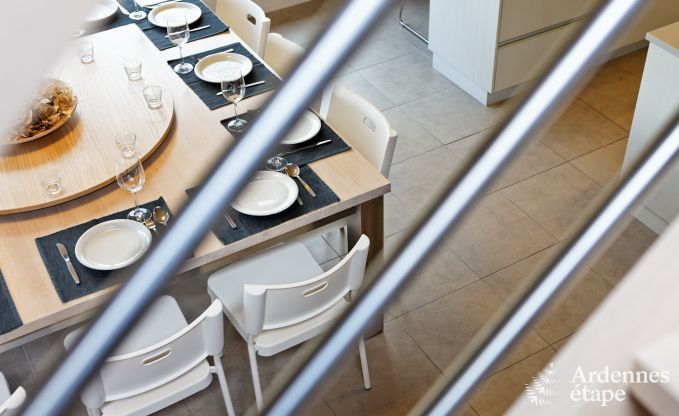 Geräumige Luxusvilla in Spa für 15 Personen mit 5 Schlafzimmern, Sauna, Außenpool und privatem Garten