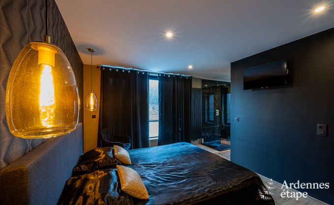 Hochwertiges Ferienhaus in den Ardennen: Luxusaufenthalt fr 10 Personen mit Pool, Jacuzzi und Nhe zu Spa und Francorchamps.