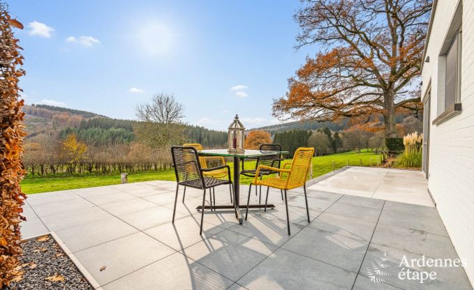 Ferienhaus Stavelot mit Whirlpool und Aussicht 4 Pers. Ardennen