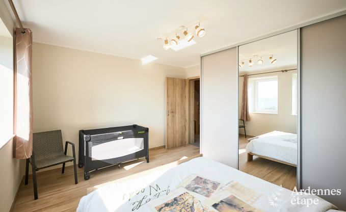 Ferienhaus in Stavelot: Ferienh�user f�r 8 Personen mit Garten, Spielen und herrlichem Blick auf die Ardennen