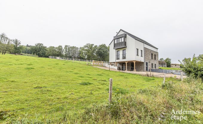 Ferienhaus in Stavelot: Aufenthalt in den Ardennen f�r 10 Personen mit Sauna und privatem Garten
