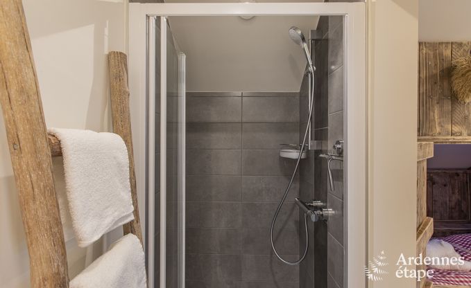 Ferienhaus in Stavelot: Aufenthalt in den Ardennen f�r 10 Personen mit Sauna und privatem Garten