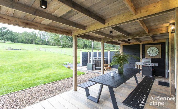 Ferienhaus in Stavelot: Aufenthalt in den Ardennen f�r 10 Personen mit Sauna und privatem Garten