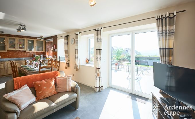 Ferienhaus in Stavelot: Ferienh�user f�r 8 Personen mit Garten, Spielen und herrlichem Blick auf die Ardennen