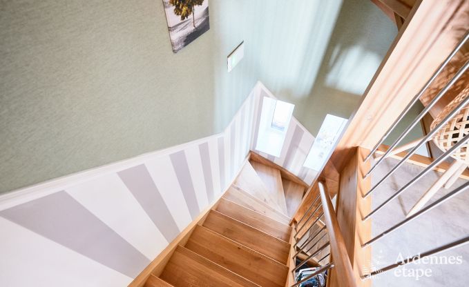 Gemtliches Ferienhaus in Stavelot fr 8 Personen mit Garten, Spielbereich und 4 Schlafzimmern