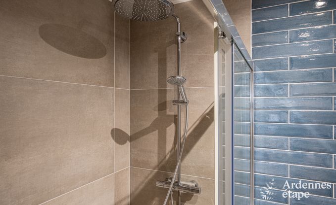 Komfortables Chalet f�r 4 Personen in Stoumont mit 2 Schlaf- und Badezimmern Outdoor-Jacuzzi und Sauna