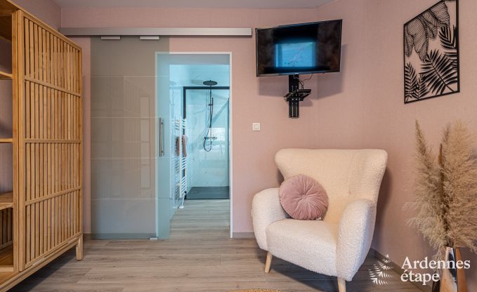 Komfortables Chalet f�r 4 Personen in Stoumont mit 2 Schlaf- und Badezimmern Outdoor-Jacuzzi und Sauna