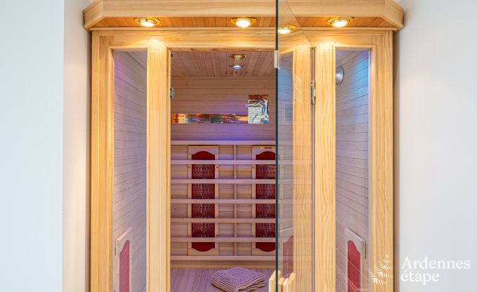 Komfortables Chalet f�r 4 Personen in Stoumont mit 2 Schlaf- und Badezimmern Outdoor-Jacuzzi und Sauna