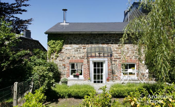 Malerisches altes Bruchsteinhaus mit allem Komfort in Stoumont