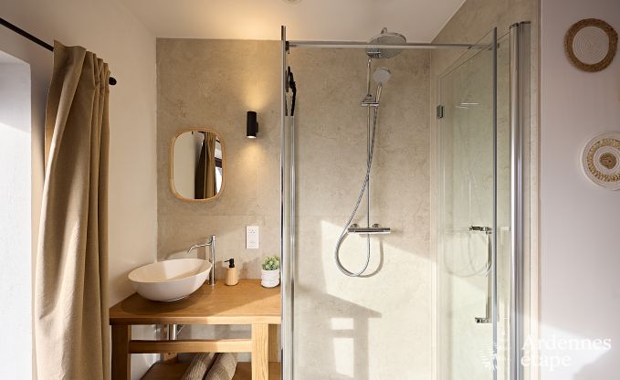 Ger�umiges Ferienhaus f�r 8 Personen in Stoumont mit 4 Badezimmern, privater Terrasse, Sauna und Spielraum