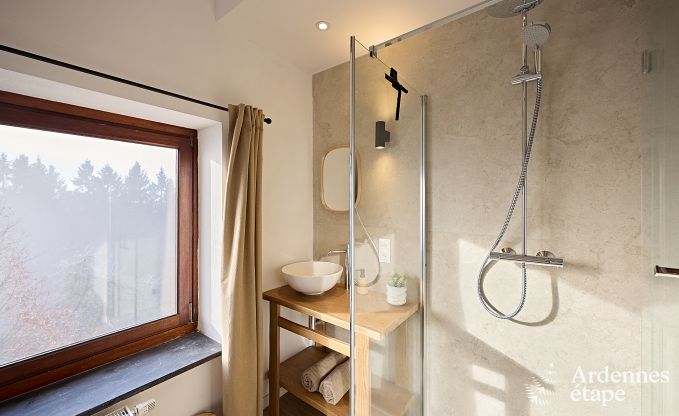 Ger�umiges Ferienhaus f�r 8 Personen in Stoumont mit 4 Badezimmern, privater Terrasse, Sauna und Spielraum