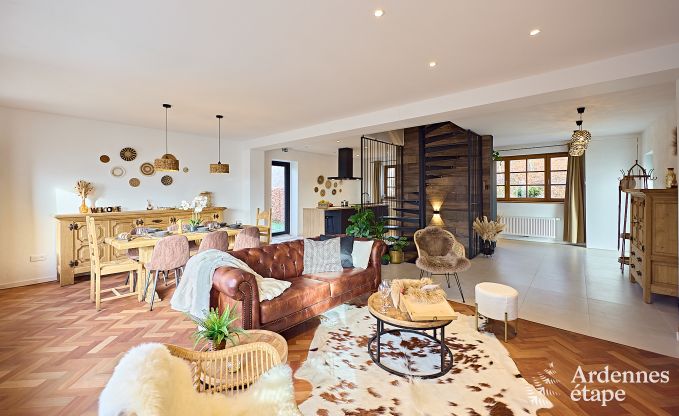 Ger�umiges Ferienhaus f�r 8 Personen in Stoumont mit 4 Badezimmern, privater Terrasse, Sauna und Spielraum