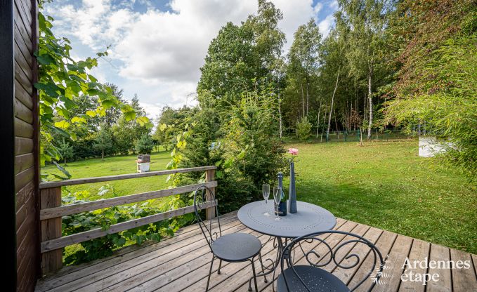 Gemtliches Chalet in Tenneville fr 4 Personen/3 Erwachsene mit 2 Schlafzimmern, Spielzimmer, Babyecke und Panoramablick