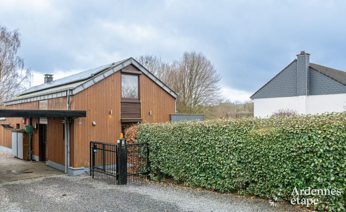 Modernes und komfortables Chalet in Tenneville f�r vier Personen - mit Sauna, privatem Garten und N�he zu Saint-Hubert