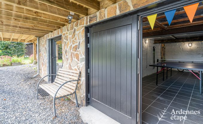 Gemtliches Chalet in Tenneville fr 4 Personen/3 Erwachsene mit 2 Schlafzimmern, Spielzimmer, Babyecke und Panoramablick