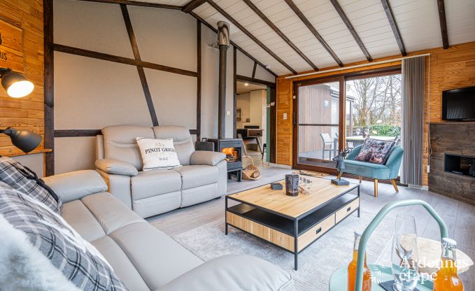 Modernes und komfortables Chalet in Tenneville f�r vier Personen - mit Sauna, privatem Garten und N�he zu Saint-Hubert