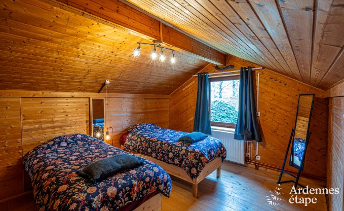 Modernes und komfortables Chalet in Tenneville f�r vier Personen - mit Sauna, privatem Garten und N�he zu Saint-Hubert