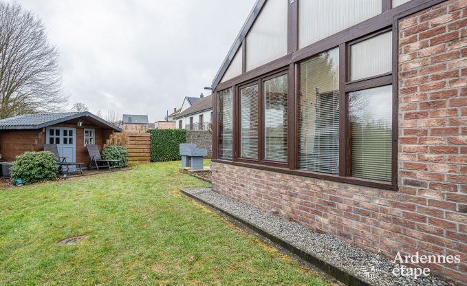 Modernes und komfortables Chalet in Tenneville f�r vier Personen - mit Sauna, privatem Garten und N�he zu Saint-Hubert