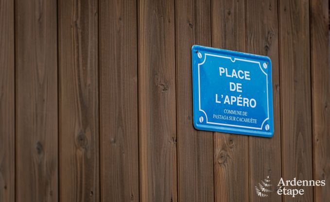 Modernes und komfortables Chalet in Tenneville f�r vier Personen - mit Sauna, privatem Garten und N�he zu Saint-Hubert