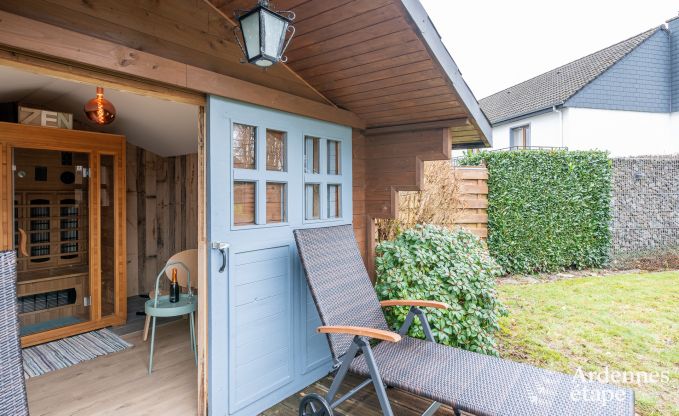 Modernes und komfortables Chalet in Tenneville f�r vier Personen - mit Sauna, privatem Garten und N�he zu Saint-Hubert