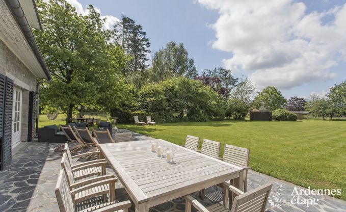 Gerumiges Ferienhaus fr 9 Personen in Tinlot mit 4 Schlaf- und Badezimmern, Schwimmbad, Privatgarten und Spielmglichkeiten