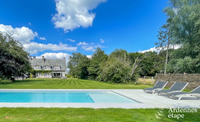 Gerumiges Ferienhaus fr 9 Personen in Tinlot mit 4 Schlaf- und Badezimmern, Schwimmbad, Privatgarten und Spielmglichkeiten