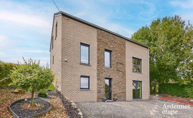 Ferienhaus in Trois-Ponts fr 8 Personen mit Sauna, Spielzimmer und Privatgarten