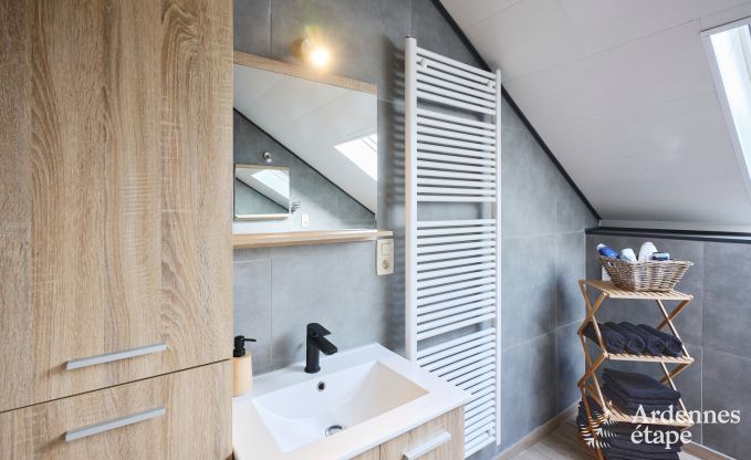 Ferienhaus in Trois-Ponts fr 8 Personen mit Sauna, Spielzimmer und Privatgarten