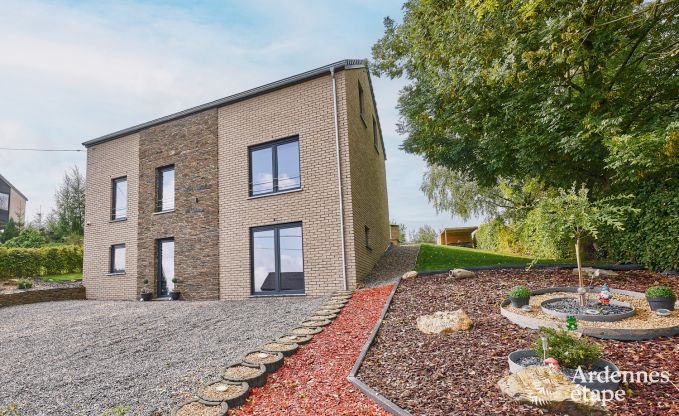 Ferienhaus in Trois-Ponts fr 8 Personen mit Sauna, Spielzimmer und Privatgarten