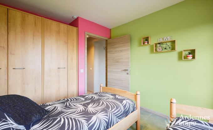 Ferienhaus in Trois-Ponts fr 8 Personen mit Sauna, Spielzimmer und Privatgarten
