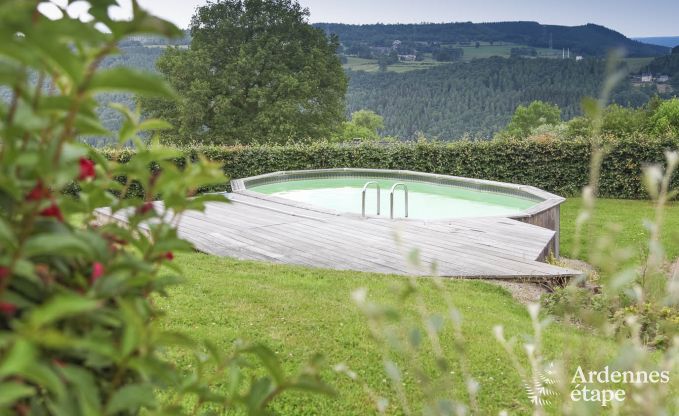 Ferienhaus für 6 Personen mit Swimmingpool und Garten in herrlicher Lage auf den Anhöhen von Trois-Ponts