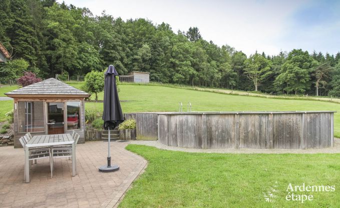 Ferienhaus für 6 Personen mit Swimmingpool und Garten in herrlicher Lage auf den Anhöhen von Trois-Ponts