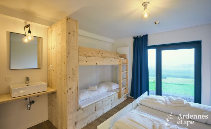 Gerumiges und luxurises  Ferienhaus mit Pool in Trois-Ponts, Ardennen