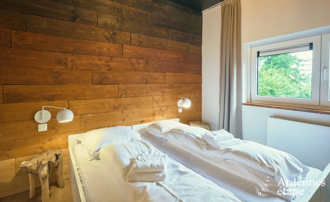 Gerumiges und luxurises  Ferienhaus mit Pool in Trois-Ponts, Ardennen