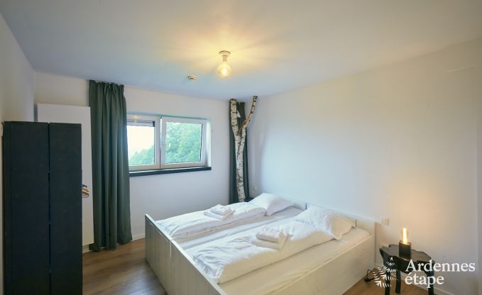 Gerumiges und luxurises  Ferienhaus mit Pool in Trois-Ponts, Ardennen