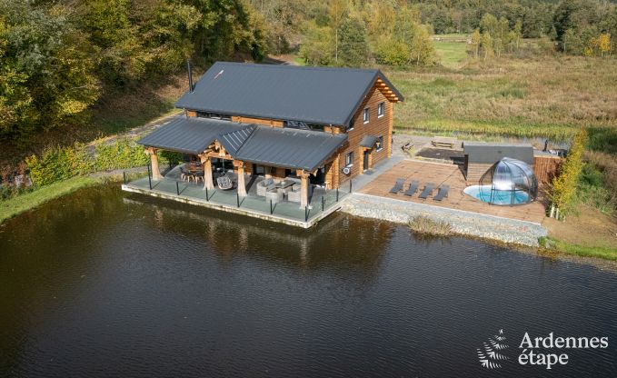 Gerumiges Chalet fr 8 Personen in Trois-Ponts mit Innen-Auenschwimmbad, Sauna und privater Terrasse am Wasser