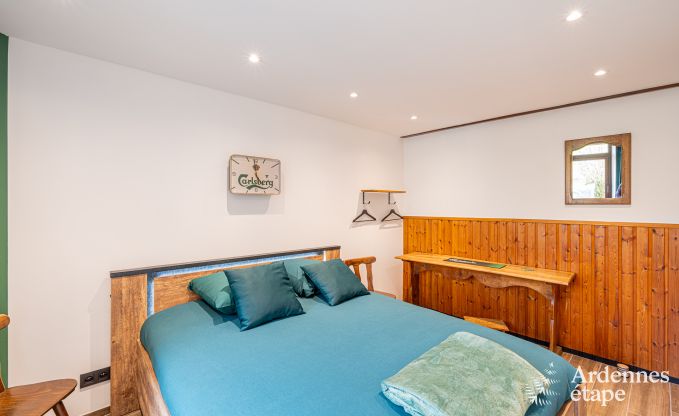 Einzigartiges Ferienhaus mit 2 Schlafzimmern in Vaux-sur-Sure