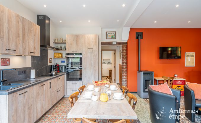 Einzigartiges Ferienhaus mit 2 Schlafzimmern in Vaux-sur-Sure