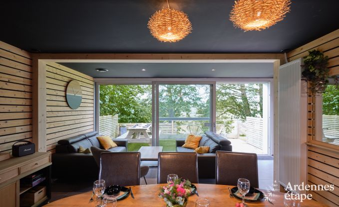 Au�ergew�hnliches Ferienhaus mit tollem Wellnessbereich und privatem Pool in Vaux -sur - S�re