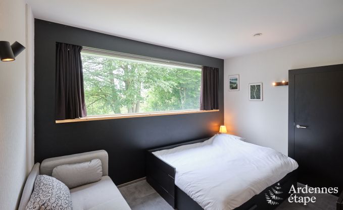 Au�ergew�hnliches Ferienhaus mit tollem Wellnessbereich und privatem Pool in Vaux -sur - S�re