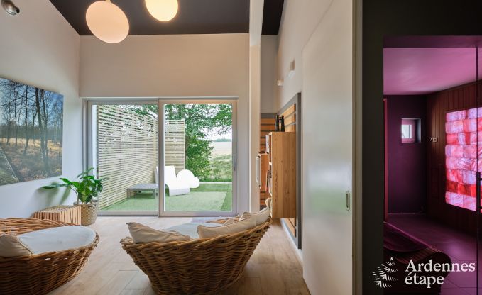 Au�ergew�hnliches Ferienhaus mit tollem Wellnessbereich und privatem Pool in Vaux -sur - S�re