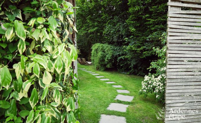 Au�ergew�hnliches Ferienhaus mit tollem Wellnessbereich und privatem Pool in Vaux -sur - S�re