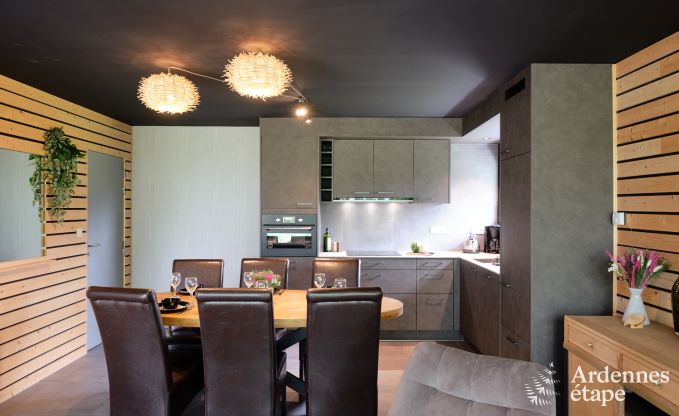 Au�ergew�hnliches Ferienhaus mit tollem Wellnessbereich und privatem Pool in Vaux -sur - S�re