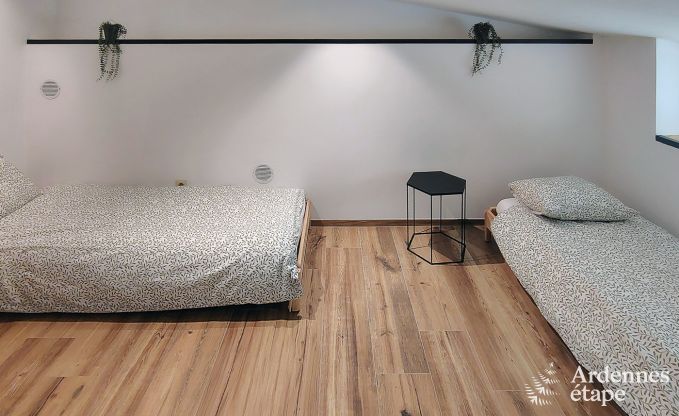 Au�ergew�hnliches Ferienhaus mit tollem Wellnessbereich und privatem Pool in Vaux -sur - S�re