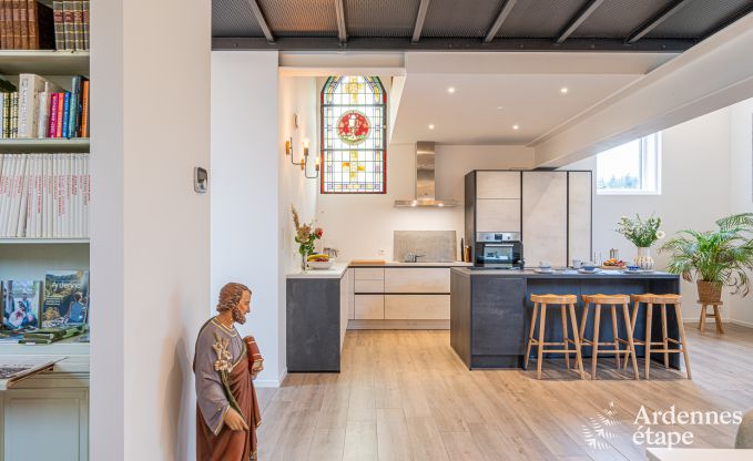 Ferienaufenthalt in einer ehemaligen Kapelle in Vaux-sur-S�re, Ardennen