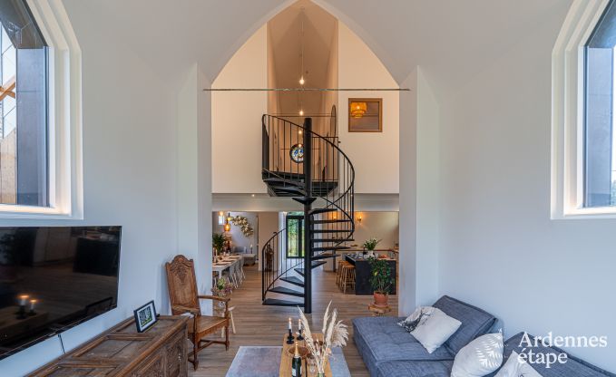 Ferienaufenthalt in einer ehemaligen Kapelle in Vaux-sur-S�re, Ardennen