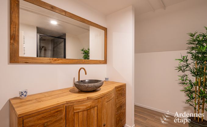 Ferienaufenthalt in einer ehemaligen Kapelle in Vaux-sur-S�re, Ardennen