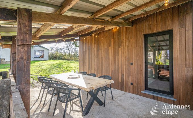 Komfortables Chalet in Vencimont f�r 10 Personen mit modernen Annehmlichkeiten und privatem Garten in den Ardennen